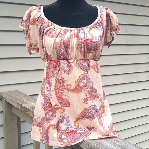 Paisley Suzy Susyshier ruffle sleeve T-shirt - Picture 5 of 7